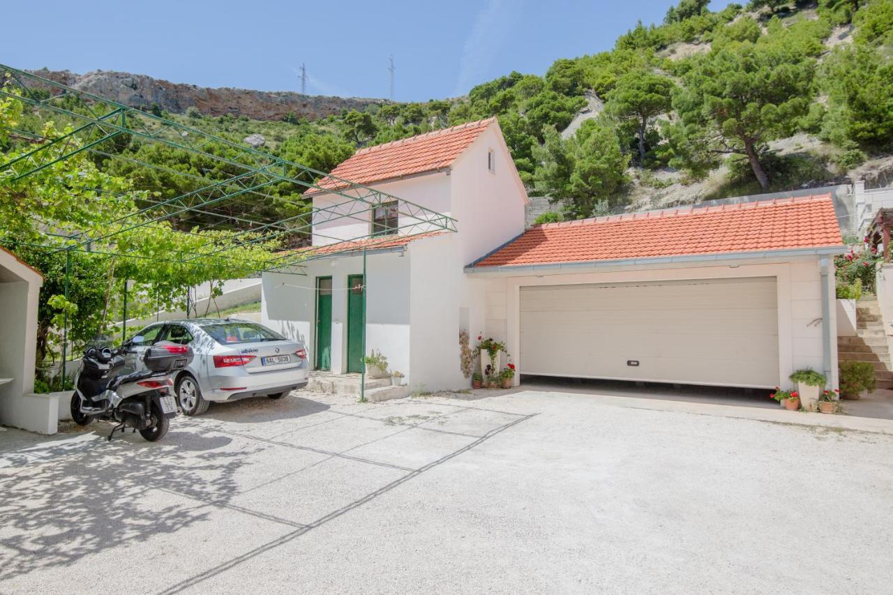 Apartments Kadenca Omis Exterior photo
