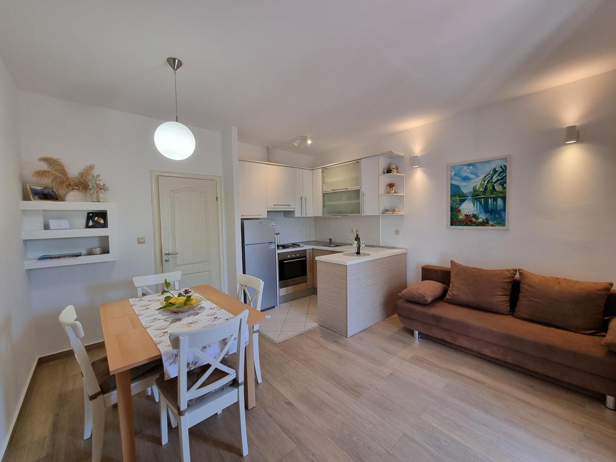Apartments Kadenca Omis Exterior photo